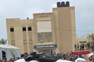 Lékaři bez hranic opouštějí Násirovu nemocnici v Pásmu Gazy. Potvrdili, že jsou tam ozbrojenci - Novinky